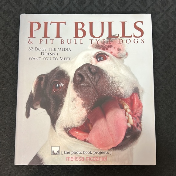 Pit Bull Mug & Book: Pit Bulls & Pit Bill Type Dogs by Melissa McDaniel - Picture 2 of 16